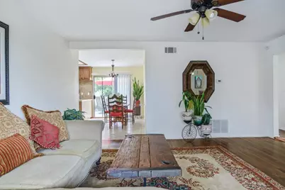 306 Fowles Street, Oceanside, CA 92054 - Photo 5