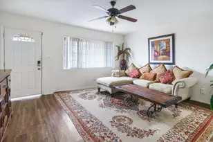 306 Fowles St, Oceanside, CA 92054 - Photo 3