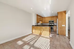 819 Daphne Ct, Carlsbad, CA 92011 - Photo 11