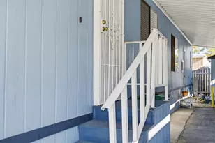 122 Beechwood Ln, Oceanside, CA 92054 - Photo 41