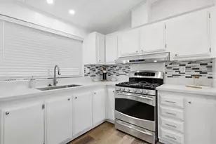 122 Beechwood Ln, Oceanside, CA 92054 - Photo 5