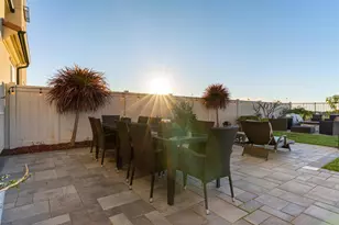 16089 Veridian Cir, San Diego, CA 92127 - Photo 11