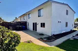 921 Lemon Ave, Vista, CA 92084 - Photo 3