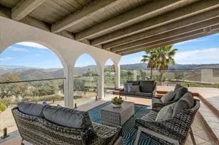 2918 Fairview Dr, Vista, CA 92084 - Photo 1