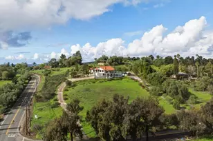 2918 Fairview Dr, Vista, CA 92084 - Photo 17