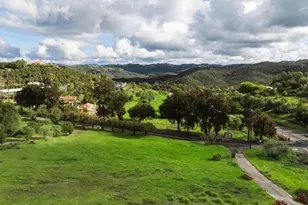 2918 Fairview Dr, Vista, CA 92084 - Photo 9