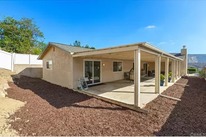 19065 Envoy Ave, Corona, CA 92881 - Photo 17