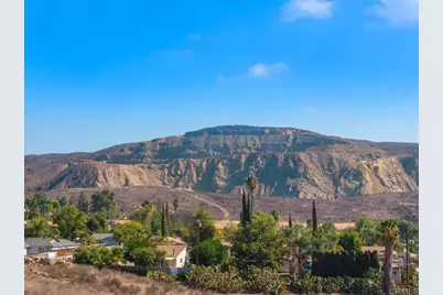 19065 Envoy Ave, Corona, CA 92881 - Photo 7