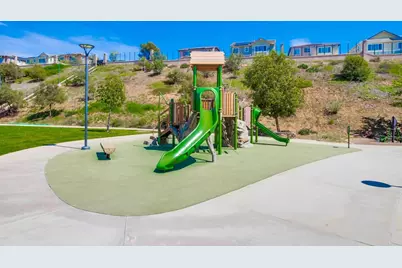 220 Pantaneiro Place, Fallbrook, CA 92028 - Photo 13