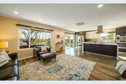 3743 Hickory Way, Oceanside, CA 92057 - Photo 3