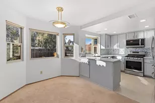 7338 Canyon Breeze Rd, San Diego, CA 92126 - Photo 9