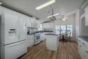 5307 Don Ricardo Dr, Carlsbad, CA 92010 - Photo 9