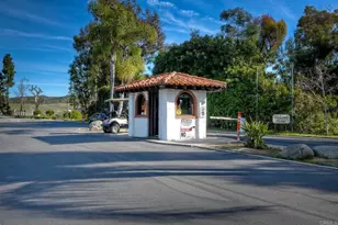 5307 Don Ricardo Dr, Carlsbad, CA 92010 - Photo 25