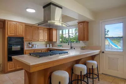 2044 Linda Lane, Carlsbad, CA 92008 - Photo 11