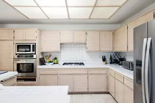 5602 Roundtree Pl, Westlake Village, CA 91362 - Photo 19