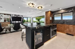 5560 Moonlight Ln, La Jolla, CA 92037 - Photo 9