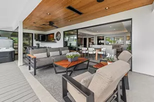 5560 Moonlight Ln, La Jolla, CA 92037 - Photo 13