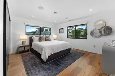 5560 Moonlight Lane, La Jolla, CA 92037 - Photo 19