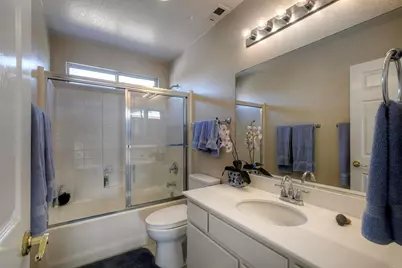 6015 Dassia Way, Oceanside, CA 92056 - Photo 15