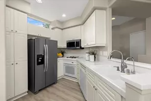 10776 Sabre Hill Dr, San Diego, CA 92128 - Photo 9