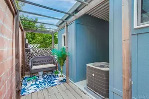 120 Brookside Ln, Oceanside, CA 92056 - Photo 9