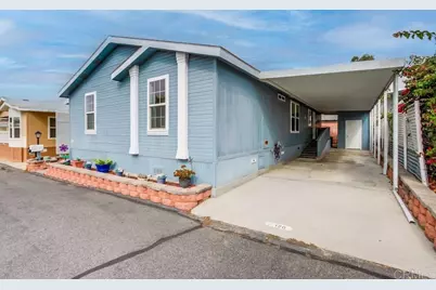 120 Brookside Lane, Oceanside, CA 92056 - Photo 5