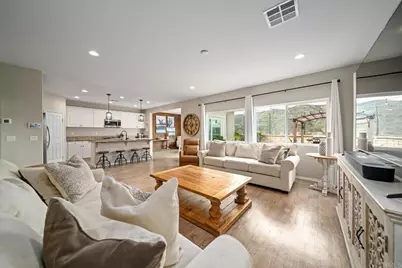 35540 Asturian Way, Fallbrook, CA 92028 - Photo 5