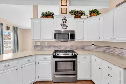 168 Roadrunner Lane, Oceanside, CA 92057 - Photo 11