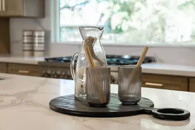 2275 Ivy Road, Oceanside, CA 92054 - Photo 17