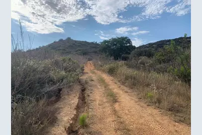 17484 Rockwood Road, Escondido, CA 92027 - Photo 3