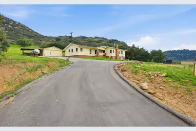 3161 Shue Place, Escondido, CA 92027 - Photo 11