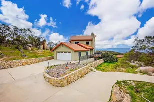 42055 Canyonside Ct, Aguanga, CA 92536 - Photo 5