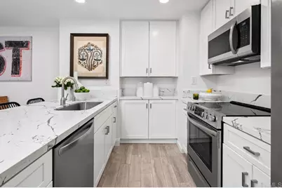 2500 Torrey Pines Rd #201, La Jolla, CA 92037 - Photo 13