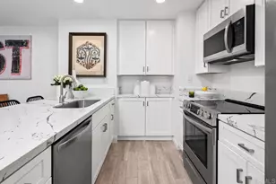 2500 Torrey Pines Rd, La Jolla, CA 92037 - Photo 13