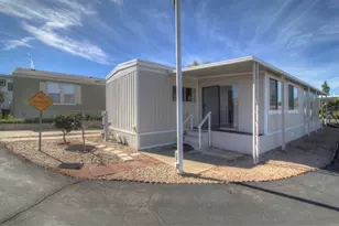 211 N Citrus Ave, Escondido, CA 92027 - Photo 17