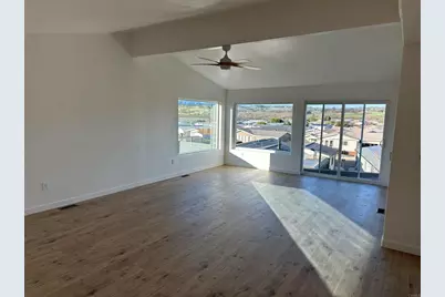 1438 Salem Court, Oceanside, CA 92057 - Photo 13