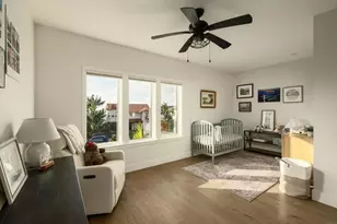 1011 Devonshire Dr, San Diego, CA 92107 - Photo 35