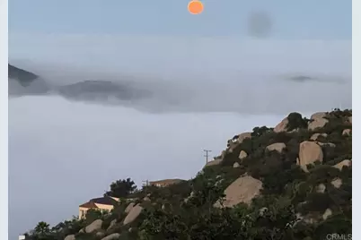 28521 Gladstone Court, Escondido, CA 92026 - Photo 7