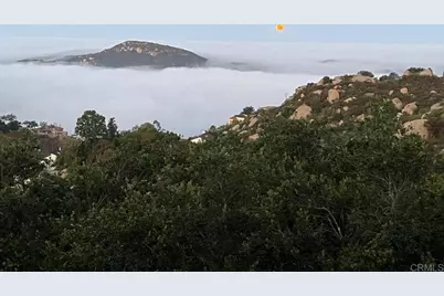 28521 Gladstone Court, Escondido, CA 92026 - Photo 7