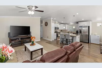 2700 E Valley Parkway #64, Escondido, CA 92027 - Photo 11