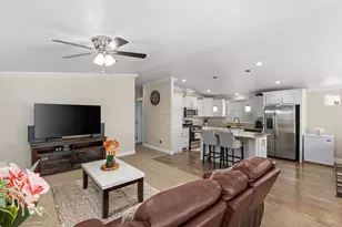 2700 E Valley Parkway, Escondido, CA 92027 - Photo 11