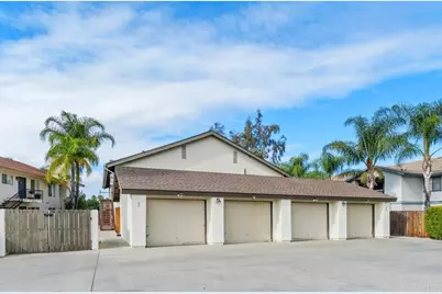 39071 Agua Vista, Murrieta, CA 92563 - Photo 9