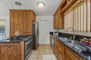 9909 Halberns Blvd, Santee, CA 92071 - Photo 11