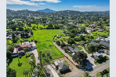 2255 Euclid Avenue, El Cajon, CA 92019 - Photo 9