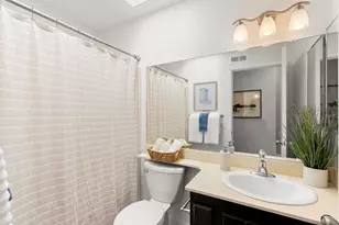 725 Cleveland Ave, Escondido, CA 92026 - Photo 17