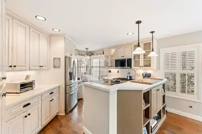 6828 Caminito Sueno, Carlsbad, CA 92009 - Photo 9