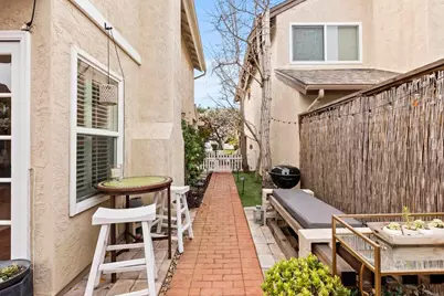 6828 Caminito Sueno, Carlsbad, CA 92009 - Photo 43