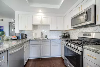 1477 Genoa Dr, Vista, CA 92081 - Photo 13