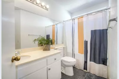 1477 Genoa Dr, Vista, CA 92081 - Photo 21