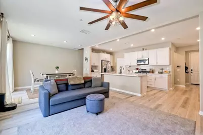 1715 Crabapple Way, Oceanside, CA 92056 - Photo 5